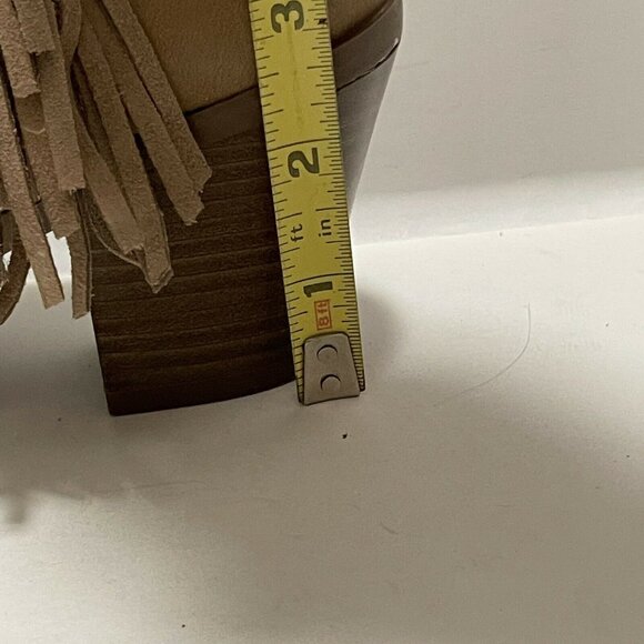 Circus By Sam Edelman Size 6.5M Tan Faux Suede Ankle Boots With Fringe Detail - Picture 10 of 11